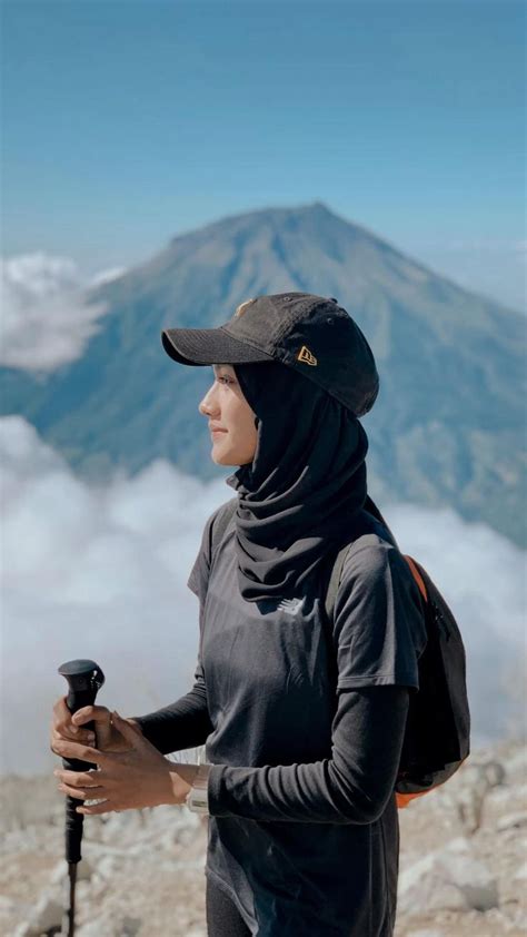 Sindoro Mdpl Pakaian Mendaki Pakaian Hiking Gaya Hijab