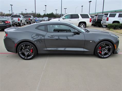 Nightfall Gray Metallic Pictures CAMARO6