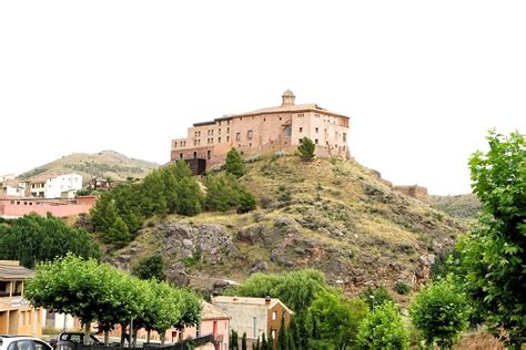 El Majestuoso Palacio Castillo Del Papa Benedicto Xiii O Papa Luna