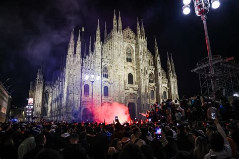 Inter In Finale Di Champions La Festa A San Siro E Il Delirio