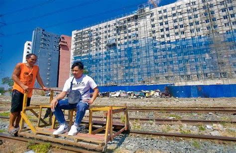 Commuters Take Trolley As Pnr Suspends Operations For Railway Project