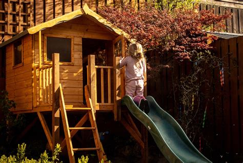 Waltons Ultimate Guide To Buying A Playhouse