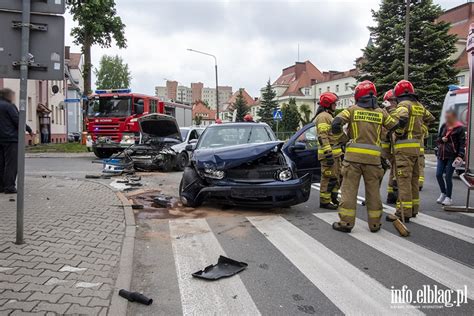 Zdj Cia Gro Ny Wypadek Na Skrzy Owaniu Ulic Robotniczej I Matejki Fot