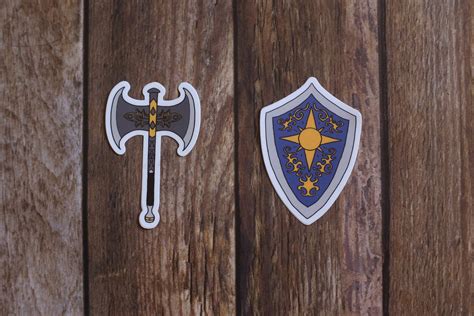 Shield // Dnd // Dungeons and Dragons // Weapons // Fantasy // - Etsy