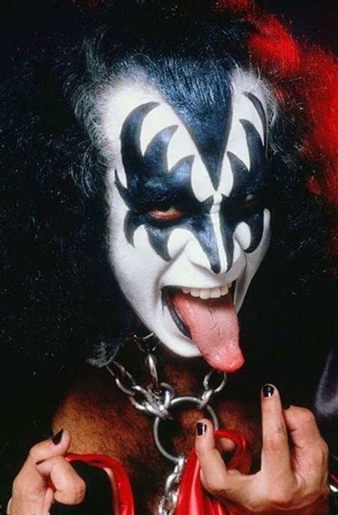 Pin By Pat On Kiss Kiss Photo Gene Simmons Rock Bands