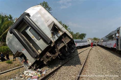 Pasca Evakuasi Jalur Di Stasiun Tanggulangin Sudah Bisa Dilewati