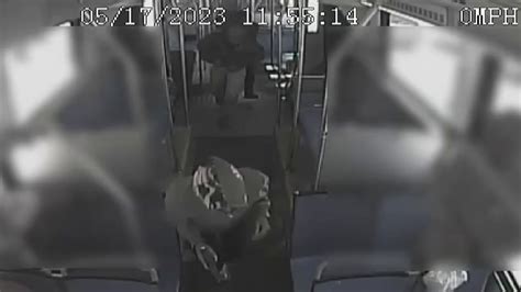 Video Shows Attack Shooting On Septa Bus Nbc10 Philadelphia