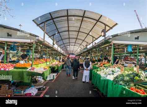 Birmingham bull ring market hi-res stock photography and images - Alamy