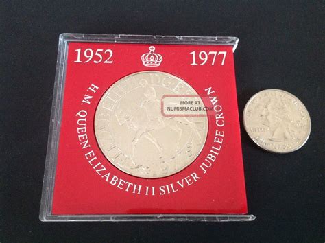 H M Queen Elizabeth Ii Silver Jubilee Crown Collectible 1952 1977