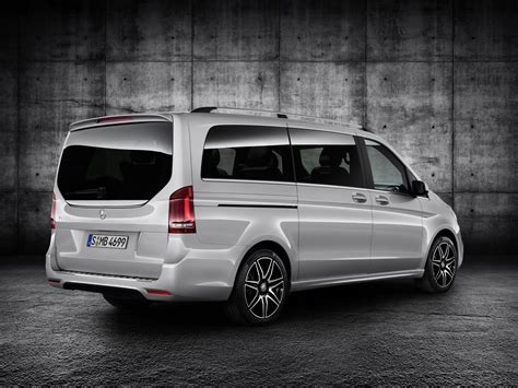 New Mercedes Benz V Class Takes Some Amg Fashion Lessons