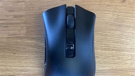 Razer DeathAdder V2 Pro Wireless Gaming Mouse - Review 2020 - PCMag ...