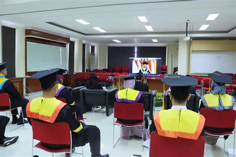 Wisuda Universitas Terbuka Periode Tahun Upbjj Ut Palangkaraya