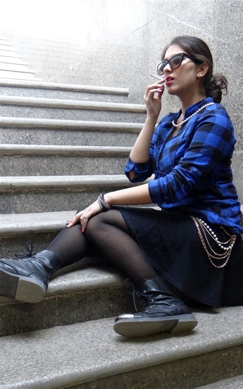 Professional guide to 90s grunge hair styling and maintenance