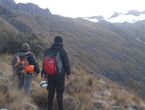 Cusco Polic A Halla A Turistas Peruanos Que Se Encontraban Extraviados