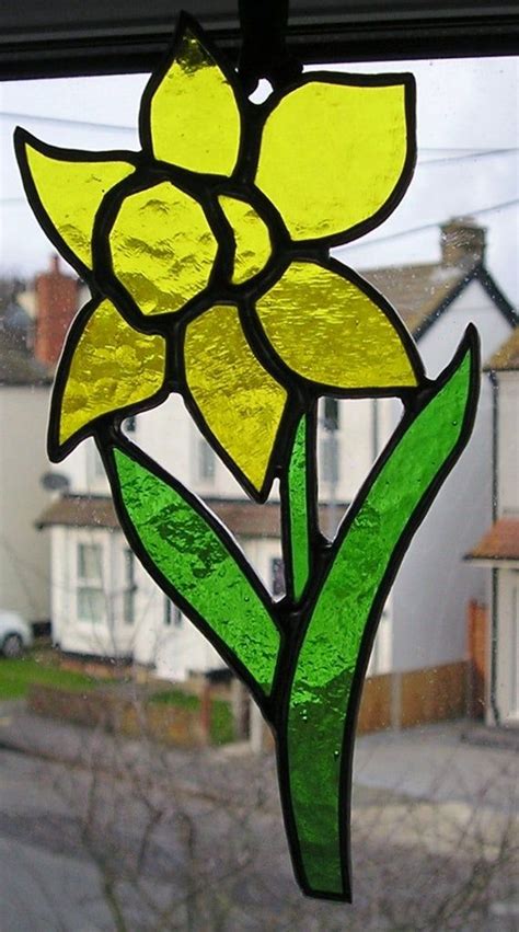 Stained Glass Daffodil Flower Suncatcher Flower Of The Month Birthday