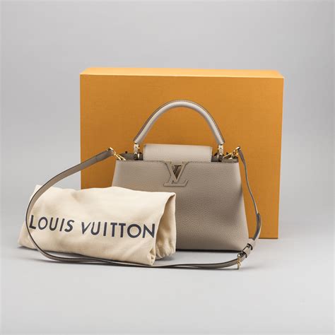 LOUIS VUITTON Capucines PM Bag Bukowskis