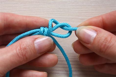 Barrel Sliding Knot Diy Tutorial Make And Fable