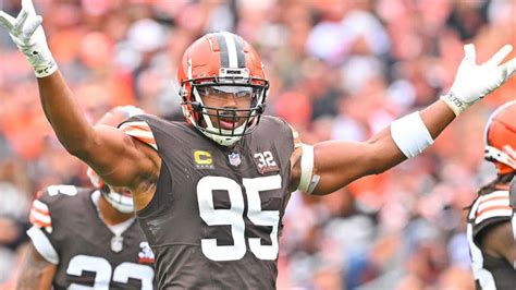 Prisco S Week Nfl Picks Browns Handle Steelers Without Deshaun