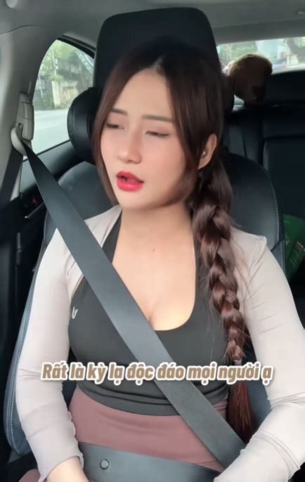 Như Lê đi biển bỗng thành hot search nữ TikToker nổi tiếng lại khiến cộng đồng game thủ dậy sóng