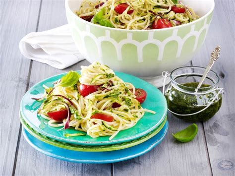 Einfacher Spaghettisalat Mit Pesto Rezept LECKER