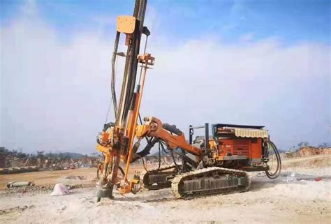 Mining Crawler Drilling Rig Borehole Blast Hydraulic Separated Surface