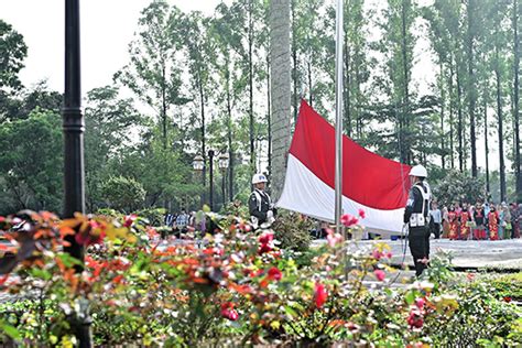 Bergerak Bersama Lanjutkan Merdeka Belajar Universitas Riau