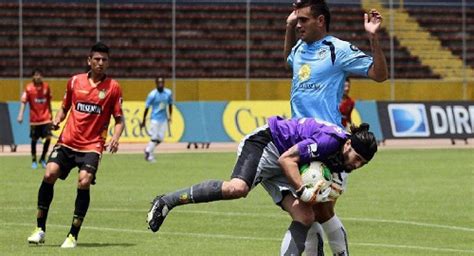 Fútbol Ecuador Serie A 1 2 En Vivo Universidad Católica Se Lleva La