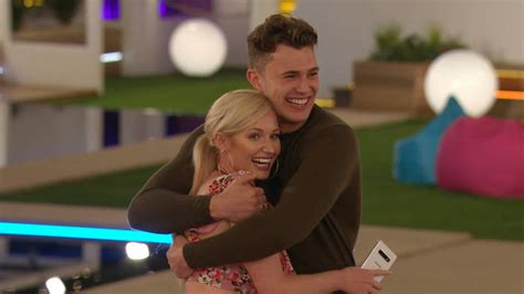 Whos Coupled Up With Who On Love Island Latest Pairs In Season Five Heart