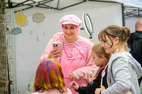 Piknik na odnowionej Włókienniczej i otwarcie Muzeum Mundurów ZDJĘCIA