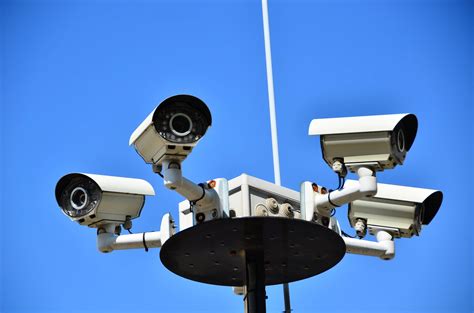 Des caméras individuelles pour les forces de lordre Lexing Alain