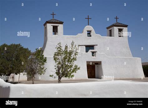 Isleta Pueblo New Mexico Hi Res Stock Photography And Images Alamy