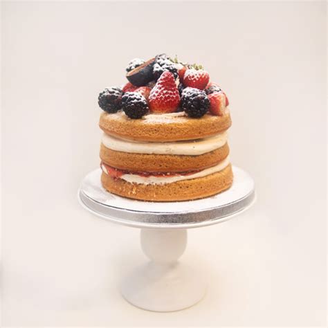 Naked Cake With Fresh Seasonal Fruits Emilia S Cakes