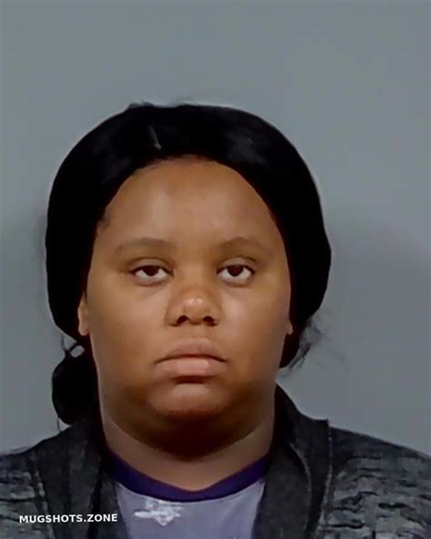 Govan Shalexis Renee 03072023 Escambia County Mugshots Zone