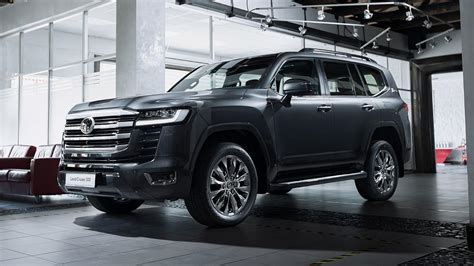Toyota готовит обновление Land Cruiser 300 — Kolesa.kz || Почитать