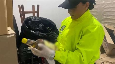 La Polic A Evit Que Personas Consumieron Licor Adulterado