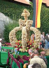 Das Erntedankfest Herbstlicher Brauch Mit Langer Tradition