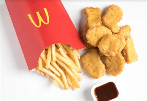 Who Has The Healthier Chicken Nuggets Chick Fil A Versus Mcdonalds