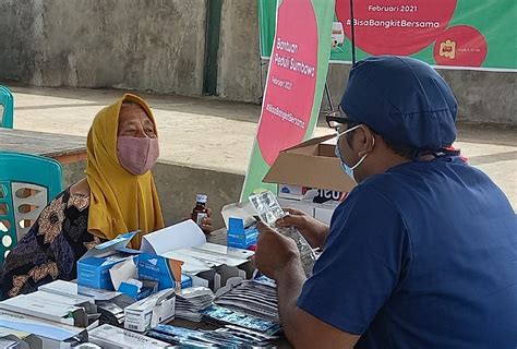 Indosat Ooredoo Salurkan Bantuan Ke Wilayah Banjir