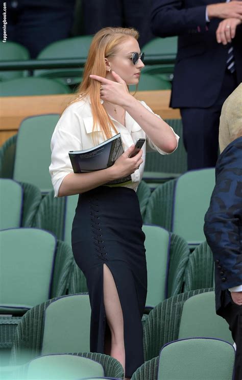 Sophie Turner Nude OnlyFans Leaks Fappening FappeningBook
