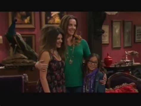 The Haunted Hathaways Trailer [en] Imdb