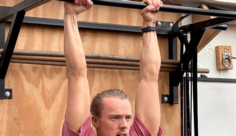 Build Hanging Strength From Zero Tom Morrison