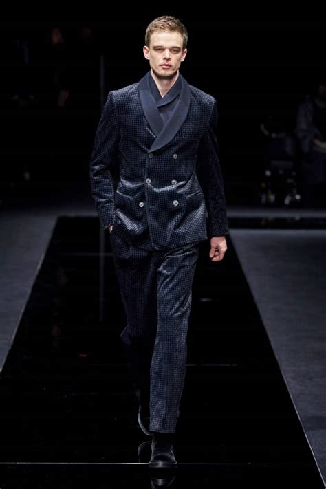 Giorgio Armani показали коллекцию pre-fall 2020/2021 | BESTIN.UA