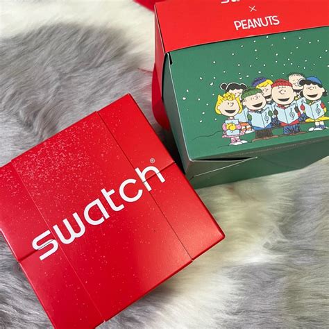 Swatch X Peanuts Snoopy Christmas Watch Gift Set Women S Fashion