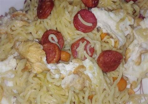 Indomie And Sausage With Egg Recipe By Peace Nicholas Cookpad