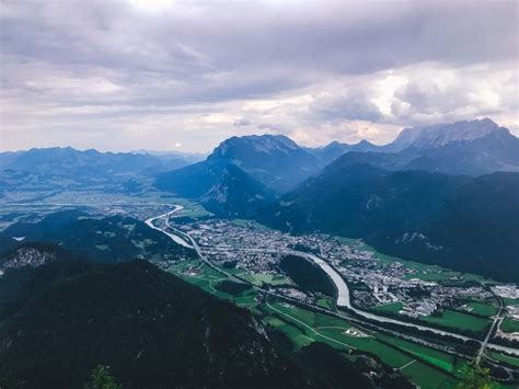 PENDLING: HIKING TO THE BEST VIEW OF KUFSTEIN - Lost Towel