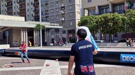 Dal Rugby All Arrampicata La Spezia Outdoor Porta In Piazza Sport E