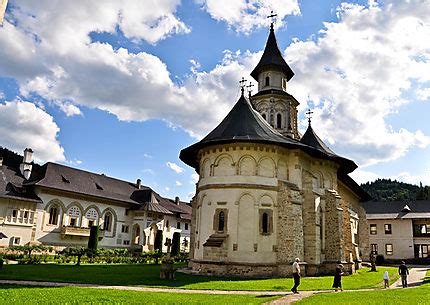 Monastère Putna : Eglise : Mănăstirea Putna (monastère de Putna) : Bucovine (Bucovina ...