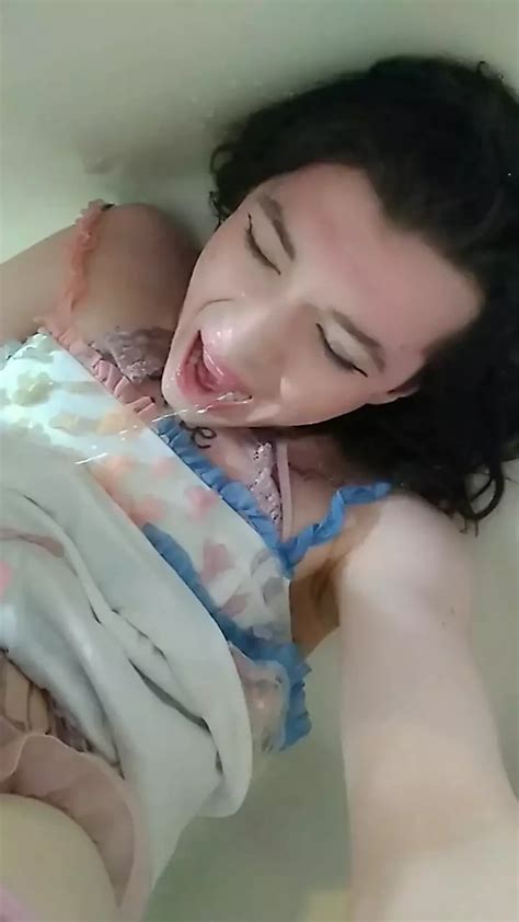 Compilation Of Me Giving Myself Golden Showers Shemale Ladyboy Porn Feat Zoe Doe XHamster