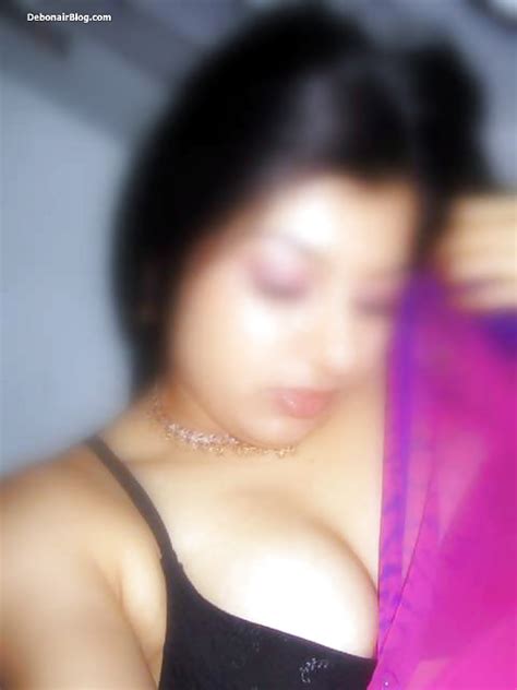 Desi Aunty Cleavage And Nude Pict Gal