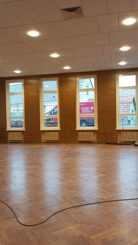 Neue Fenster für den Saal der Gaststätte Zur Linde